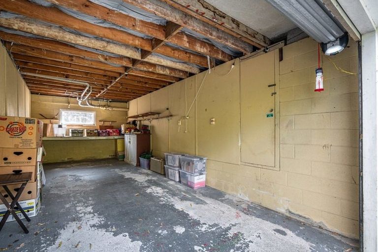 Photo of property in 23 Taitua Drive, Te Atatu South, Auckland, 0610