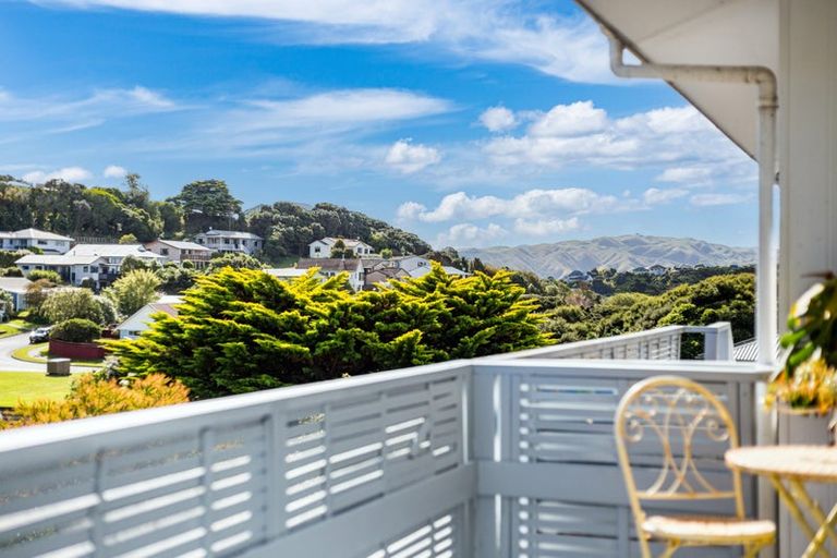 Photo of property in 49b Albatross Close, Whitby, Porirua, 5024