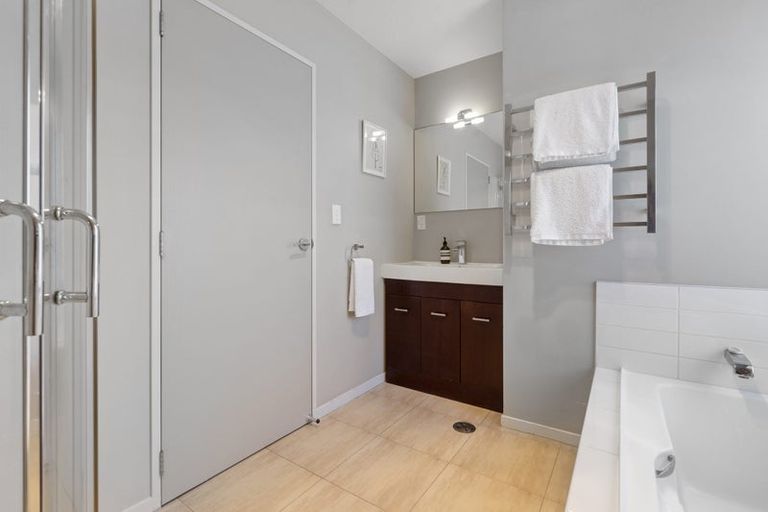 Photo of property in 682c Beach Road, Browns Bay, Auckland, 0630