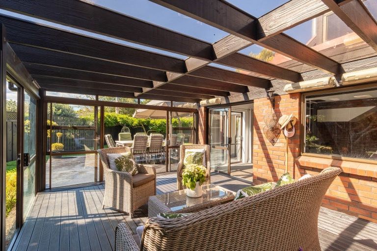 Photo of property in 11 Johnswood Grove, Clouston Park, Upper Hutt, 5018