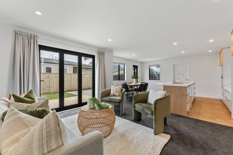 Photo of property in 40a Raglan Avenue, Cloverlea, Palmerston North, 4412