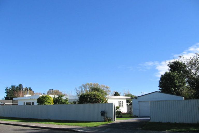 Photo of property in 37 Lemon Street, Otaki, 5512