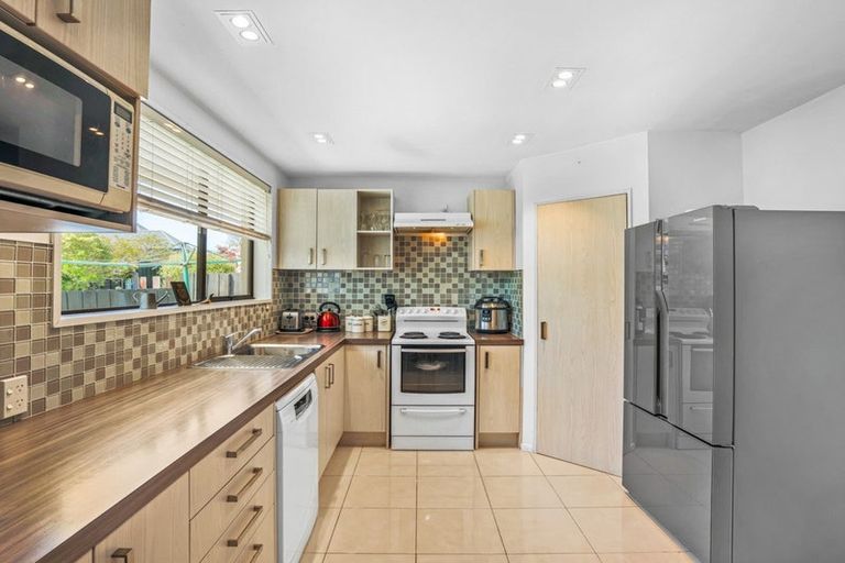 Photo of property in 100c Lake Terrace Road, Burwood, Christchurch, 8061