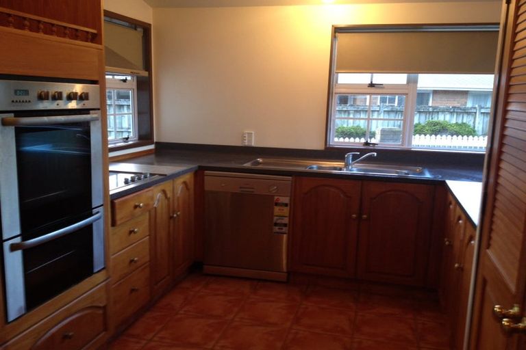 Photo of property in 22 Ronald Woolf Place, Churton Park, Wellington, 6037