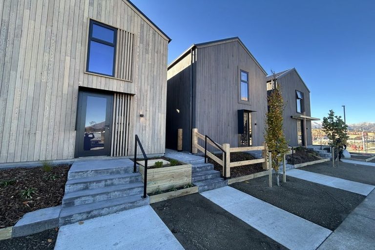 Photo of property in 11 Bleakley Lane, Frankton, Queenstown, 9300