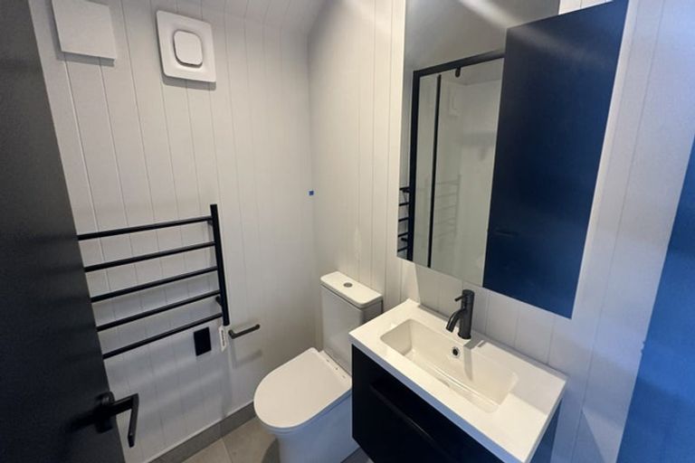 Photo of property in 7 O'meara Street, Swanson, Auckland, 0614