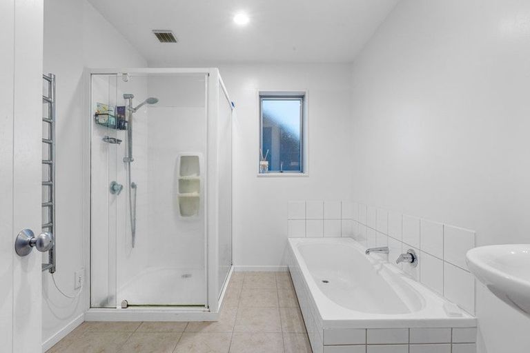 Photo of property in 56c Brockworth Place, Riccarton, Christchurch, 8011