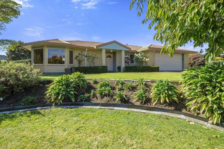 Photo of property in 63 Mcgiven Drive, Ridgewood, New Plymouth, 4371