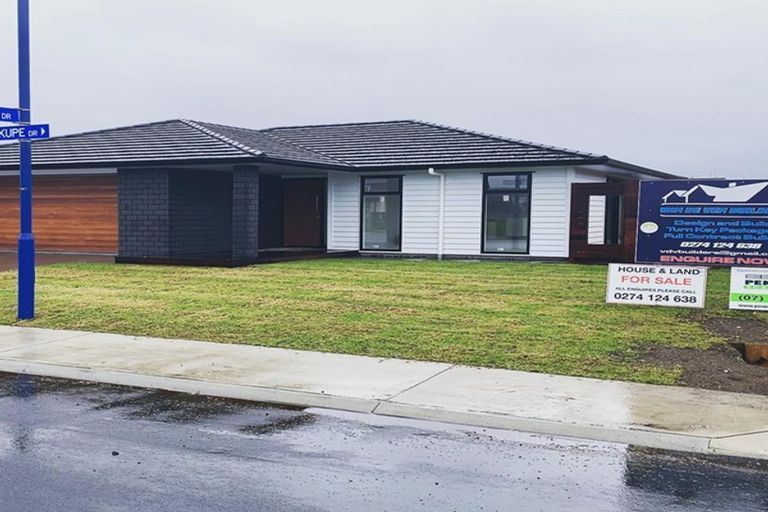 Photo of property in 149 Kupe Drive, Whitianga, 3510