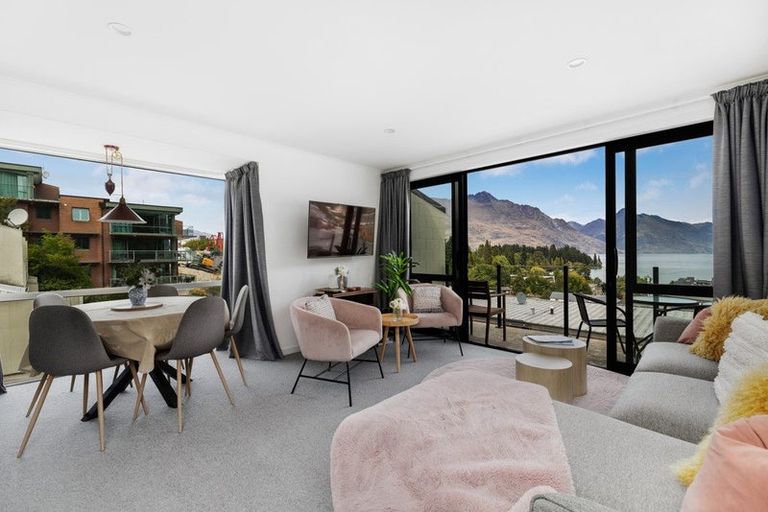 Photo of property in 75g Ballarat Street, Queenstown, 9300
