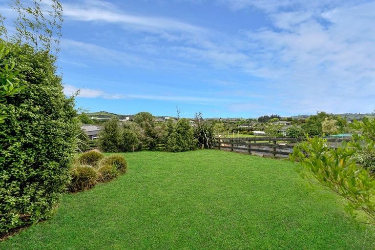 Photo of property in 11 Peet Row, Pokeno, 2471