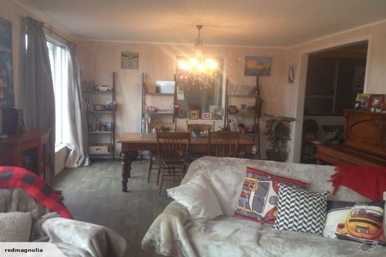 Photo of property in 36 Orowaiti Road, Westport, 7825