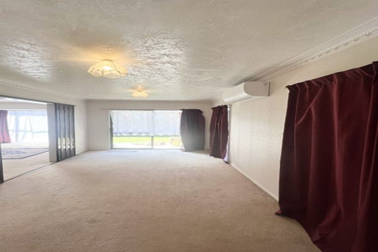 Photo of property in Carmichael Courts, 21/14 Wharenui Road, Upper Riccarton, Christchurch, 8041