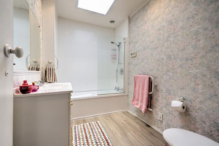 Photo of property in 15 Unity Lane, Melville, Hamilton, 3206