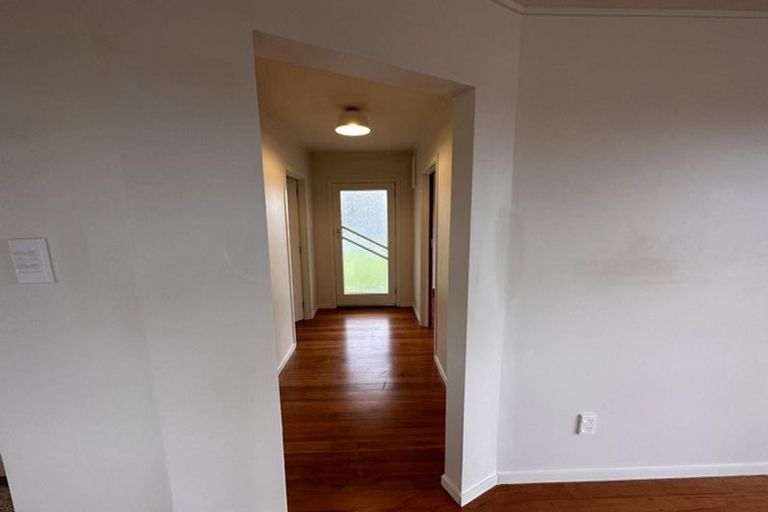 Photo of property in 1b Yeo Place, Taradale, Napier, 4112