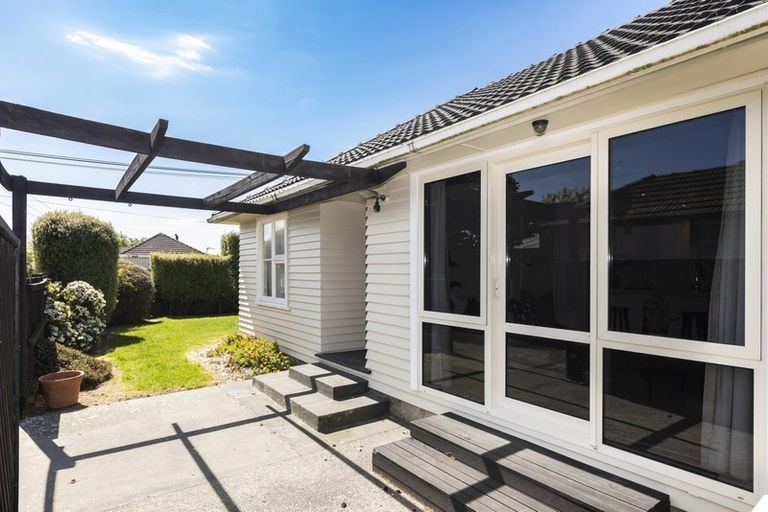 Photo of property in 22 Ravenna Street, Avonhead, Christchurch, 8042