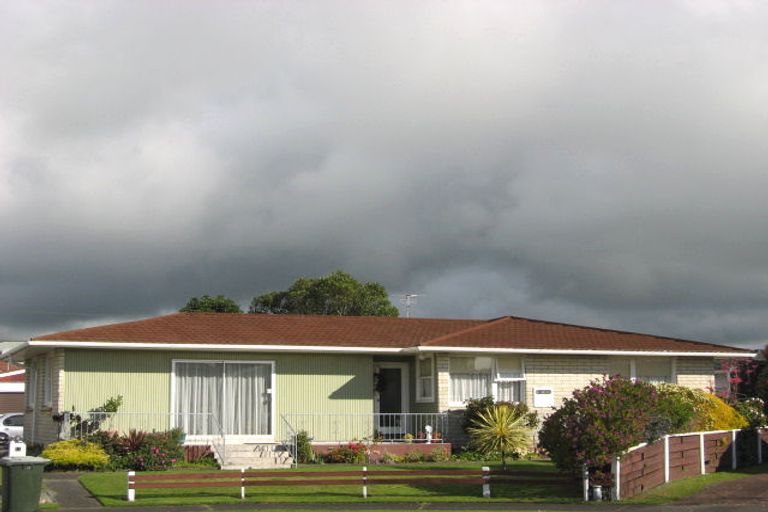 Photo of property in 11 Severn Place, Spotswood, New Plymouth, 4310