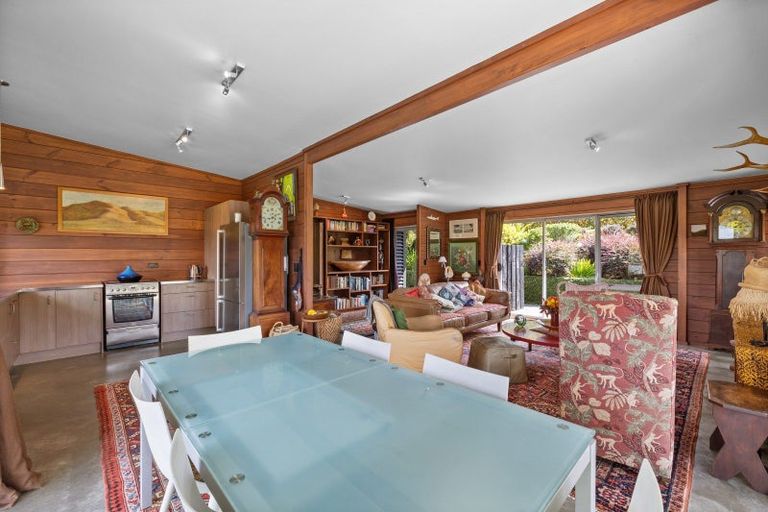 Photo of property in 417 Heatley Road, Whakapirau, Maungaturoto, 0583