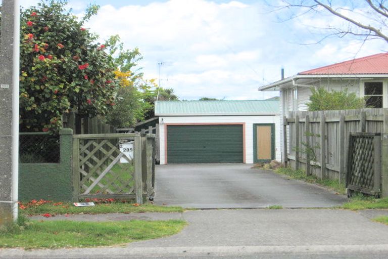 Photo of property in 2/205 Tamamutu Street, Taupo, 3330