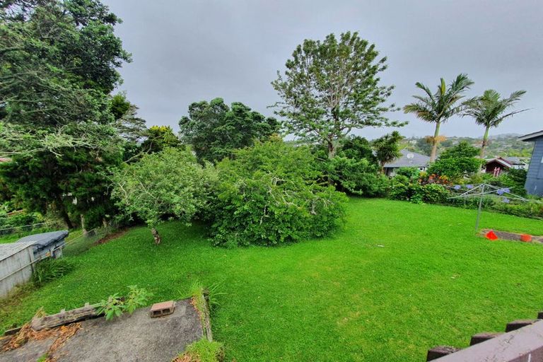 Photo of property in 28 Solar Road, Glen Eden, Auckland, 0602