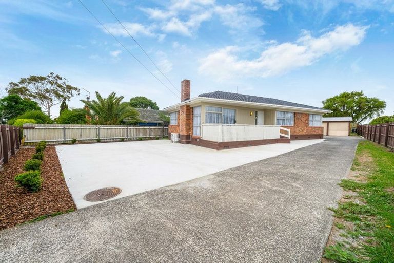 Photo of property in 21 Idlewild Avenue, Mangere, Auckland, 2022
