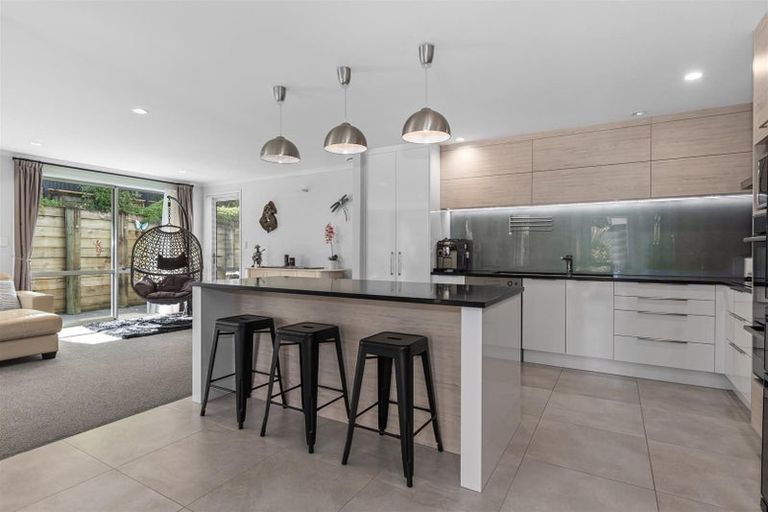 Photo of property in 12 Tieke Place, Horahora, Whangarei, 0110