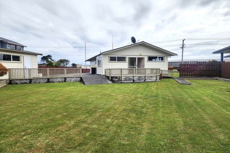 Photo of property in 205 Main South Road, Karoro, Greymouth, 7805