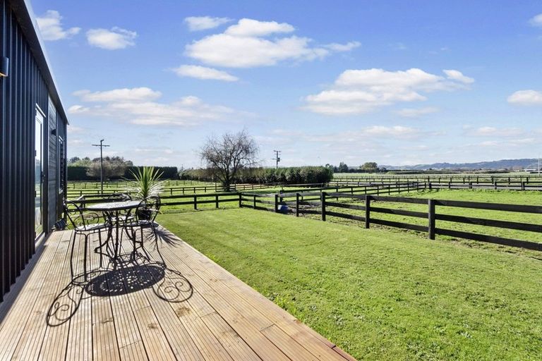 Photo of property in 134 Racecourse Road, Cambridge, 3493