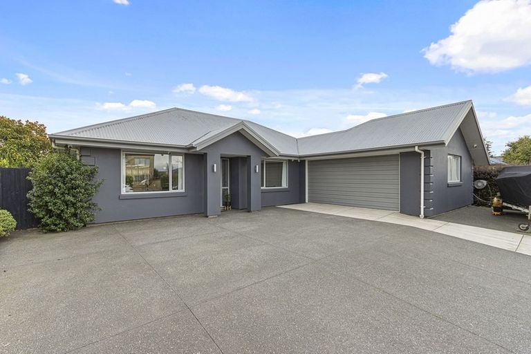 Photo of property in 30 Mounter Avenue, Northwood, Christchurch, 8051