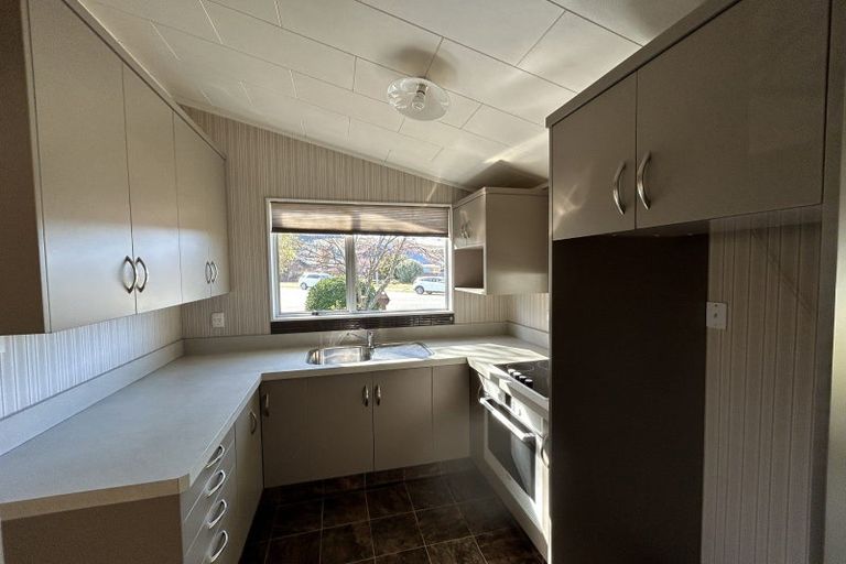 Photo of property in 1 Hunter Crescent, Wanaka, 9305