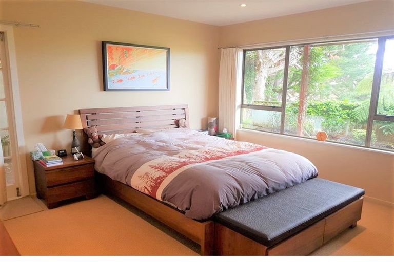 Photo of property in 1 Nebraska Way, Brooklyn, Wellington, 6021