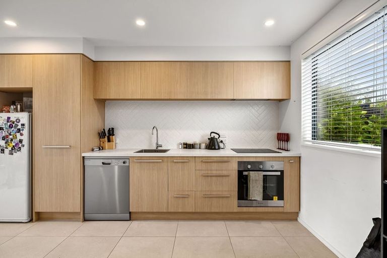 Photo of property in 122a Blenheim Road, Riccarton, Christchurch, 8041