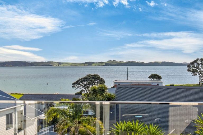 Photo of property in 15 Du Fresne Place, Russell, 0202
