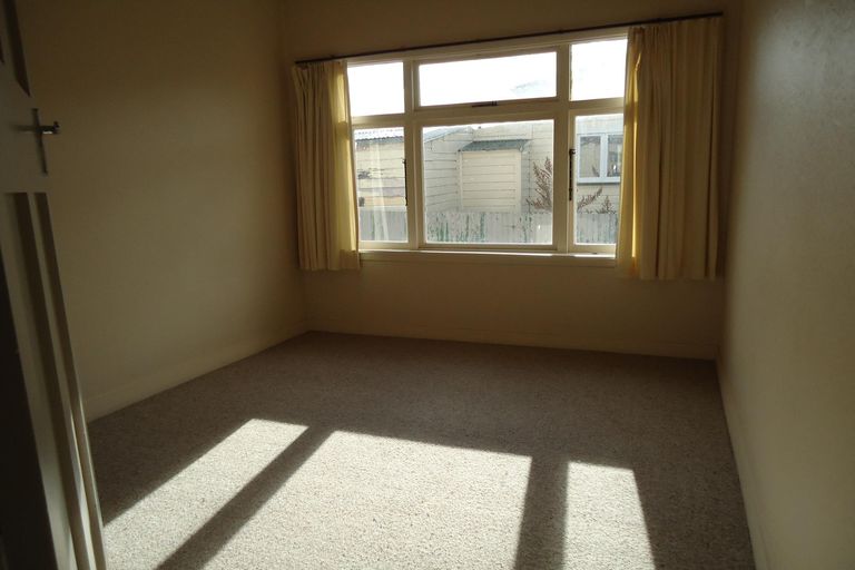 Photo of property in 14 Rhodes Street, Waimate, 7924