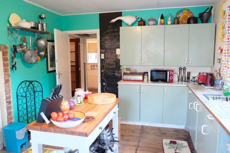 Photo of property in 4 Erskine Street, Tuatapere, 9620