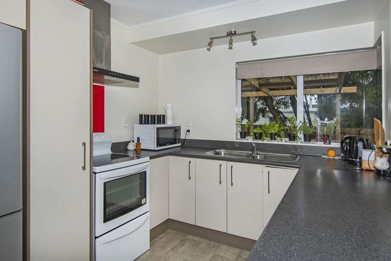 Photo of property in 1a Hinemoa Street, Onerahi, Whangarei, 0110