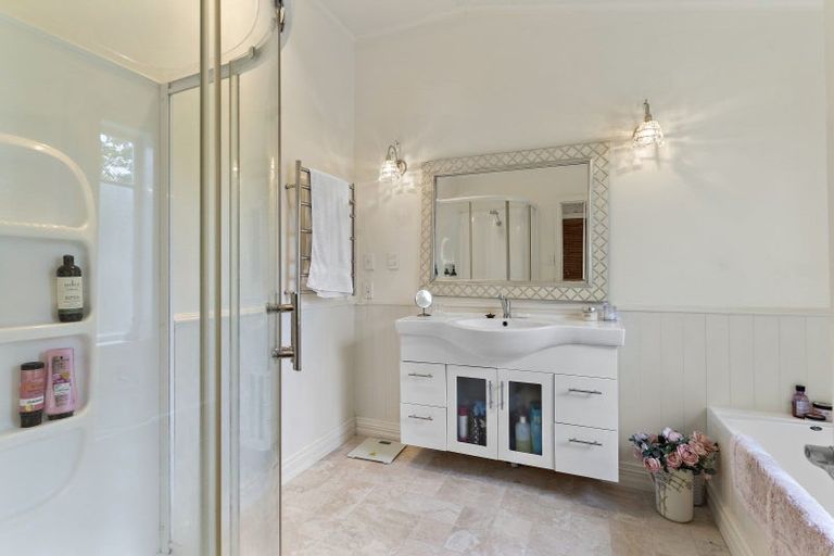 Photo of property in 206 Main Street, Greytown, 5712