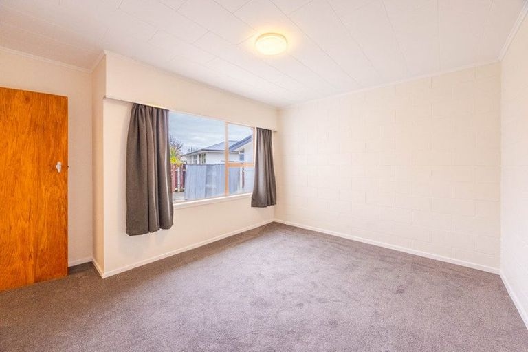 Photo of property in 2/17 Ranfurly Street, Tamatea, Napier, 4112
