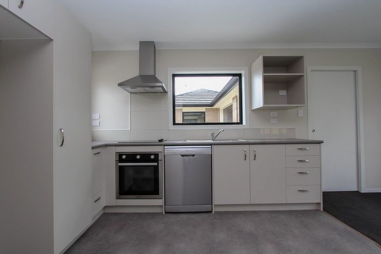 Photo of property in 9u3 Heath Street, Saint Andrews, Hamilton, 3200