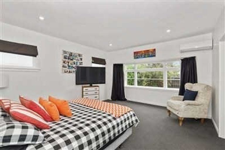 Photo of property in 54 Forfar Street, St Albans, Christchurch, 8014