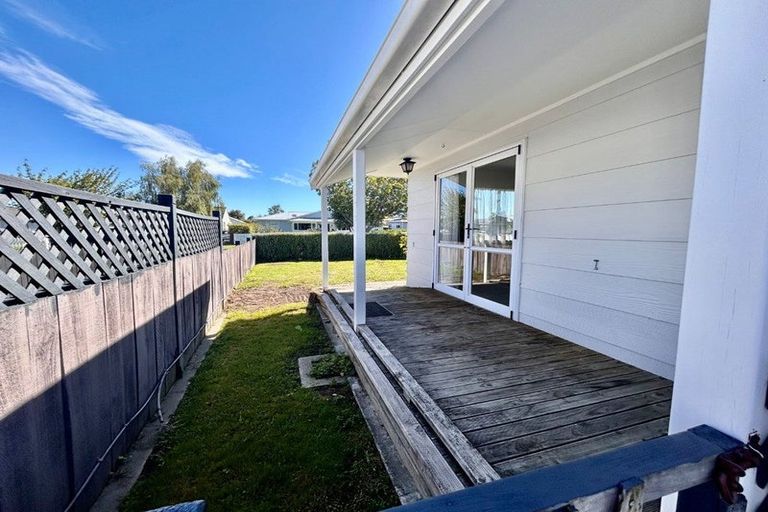 Photo of property in 9 Hinton Road, Taradale, Napier, 4112