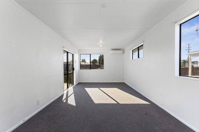 Photo of property in 201 Puriri Street, Castlecliff, Whanganui, 4501