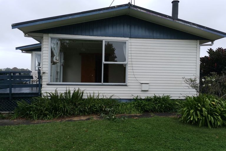 Photo of property in 43 Walworth Avenue, Pakuranga Heights, Auckland, 2010