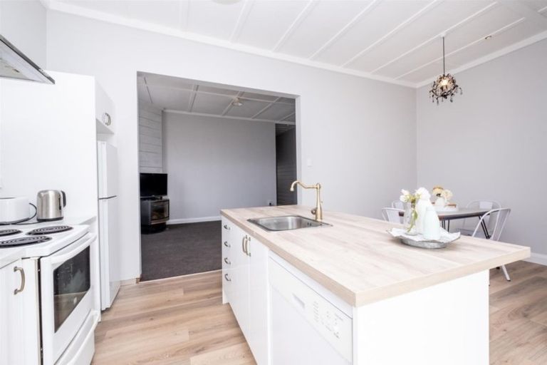 Photo of property in 58 Cordelia Street, Stratford, 4332