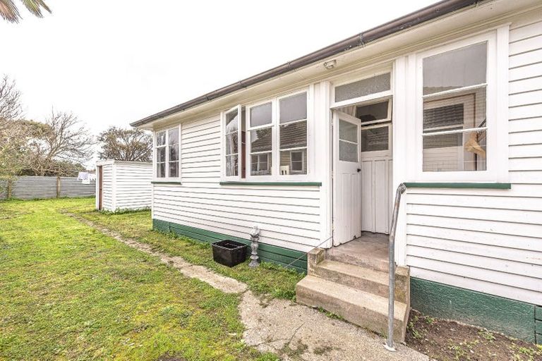 Photo of property in 28 Beaven Street, Marton, 4710