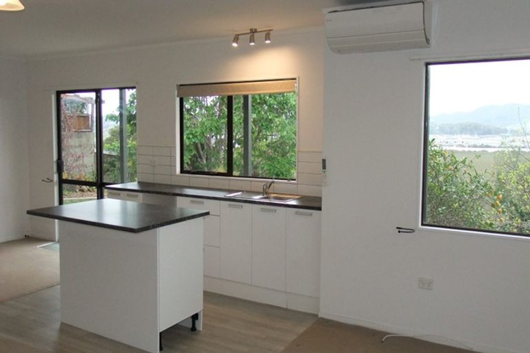 Photo of property in 30 Kokich Crescent, Onerahi, Whangarei, 0110