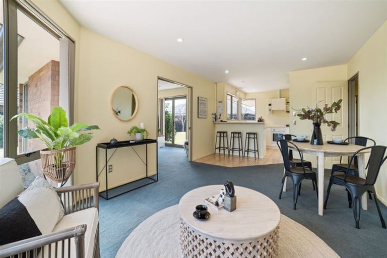 Photo of property in 21 Springs Road, Hornby, Christchurch, 8042