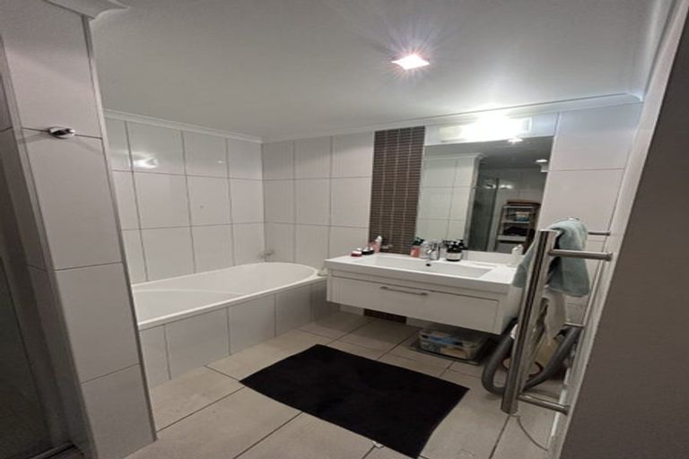 Photo of property in Bellagio Apartments, 5a/39 Taranaki Street, Te Aro, Wellington, 6011