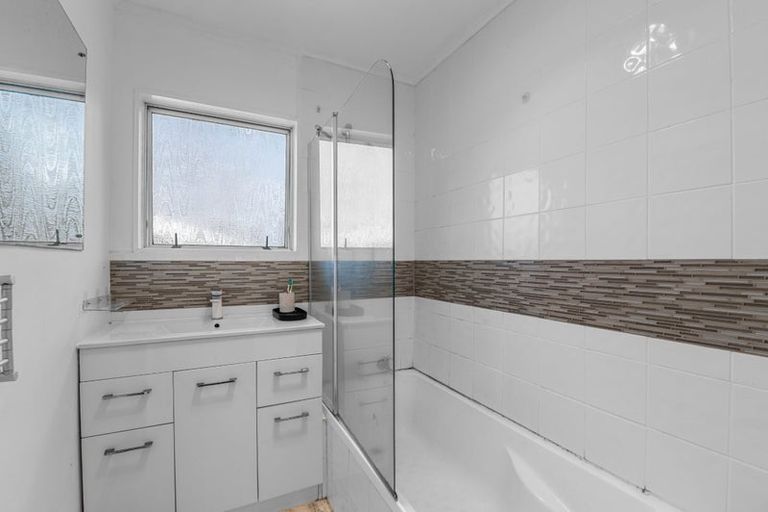 Photo of property in 9 Bronte Place, Owhata, Rotorua, 3010