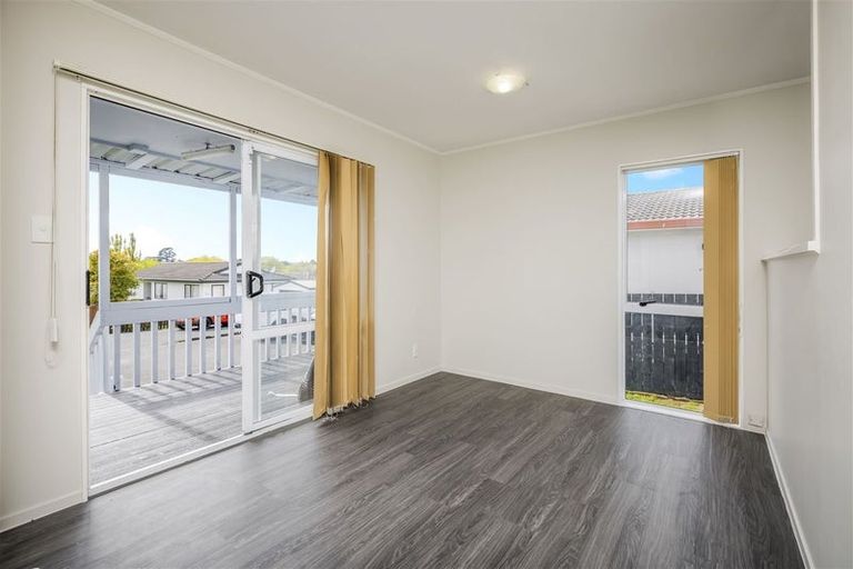 Photo of property in 1/82 Palmers Road, Clendon Park, Auckland, 2103